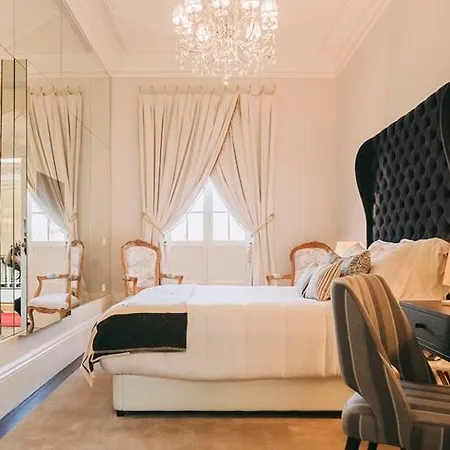 מלון Torel Palace